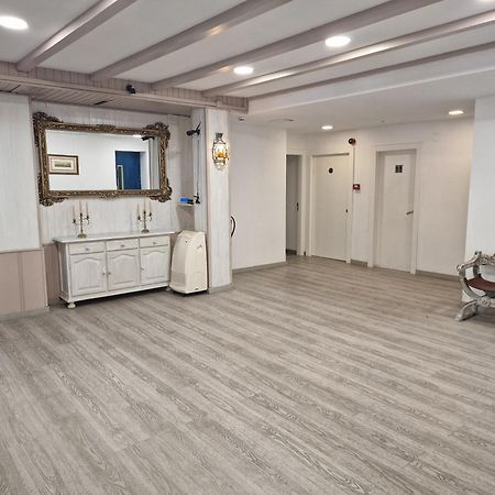 Hotel La Duquesa Pinos Genil Εξωτερικό φωτογραφία