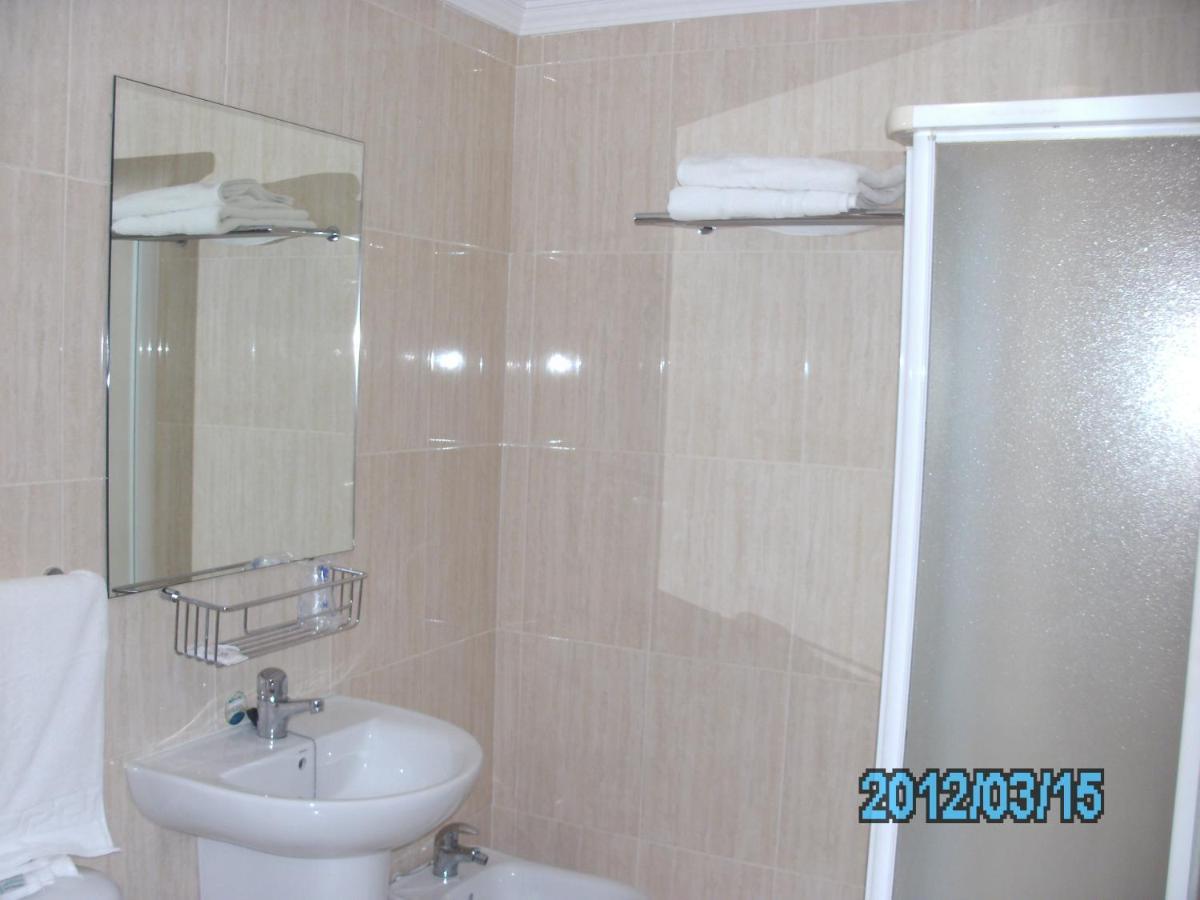 Hotel La Duquesa Pinos Genil Δωμάτιο φωτογραφία